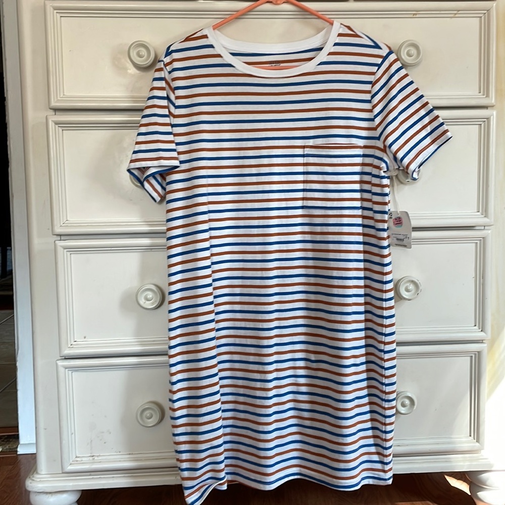 a.n.a T shirt dress brand size Large
